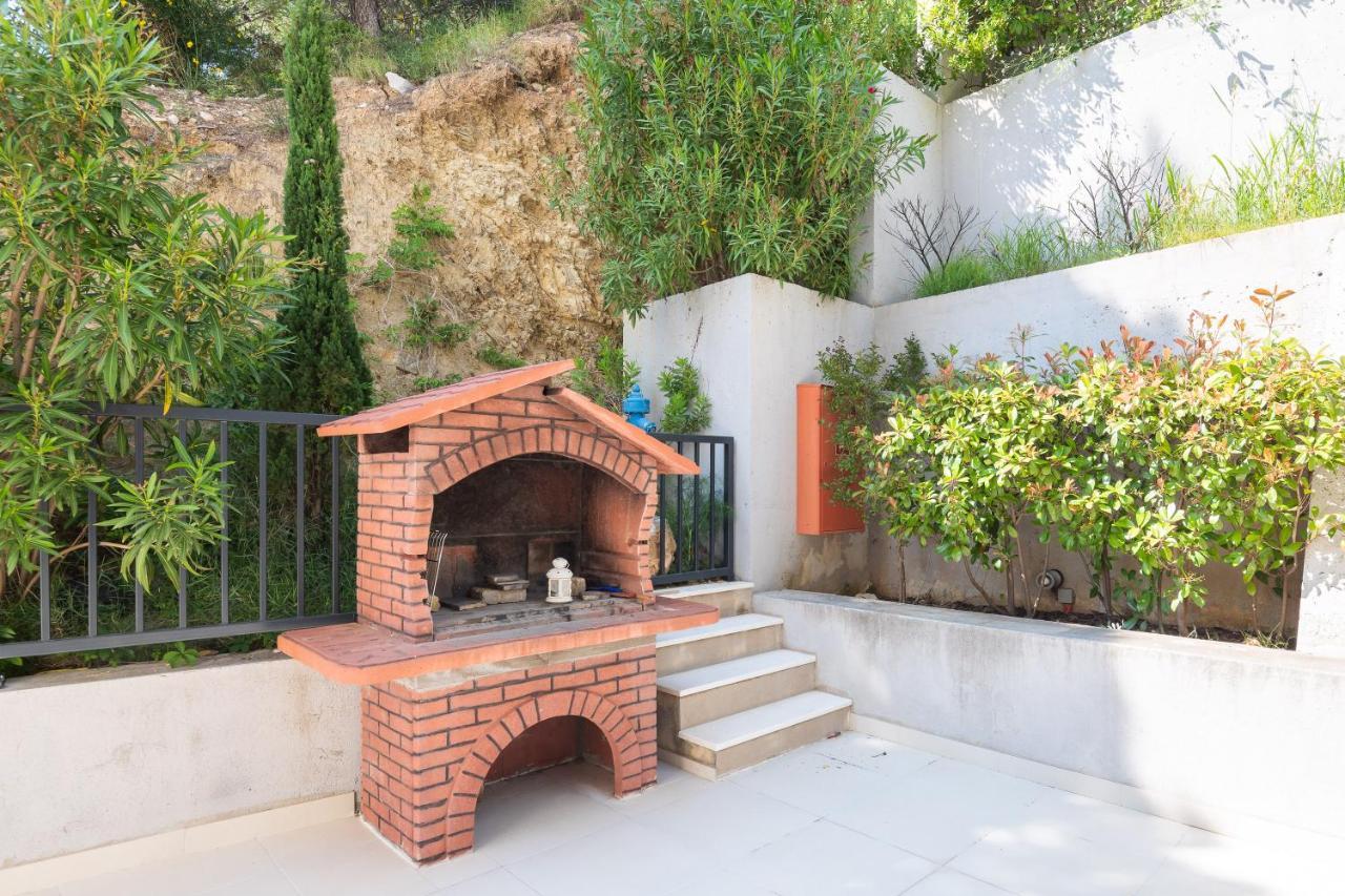 מימיצה Villa Jolara With Heated Pool מראה חיצוני תמונה